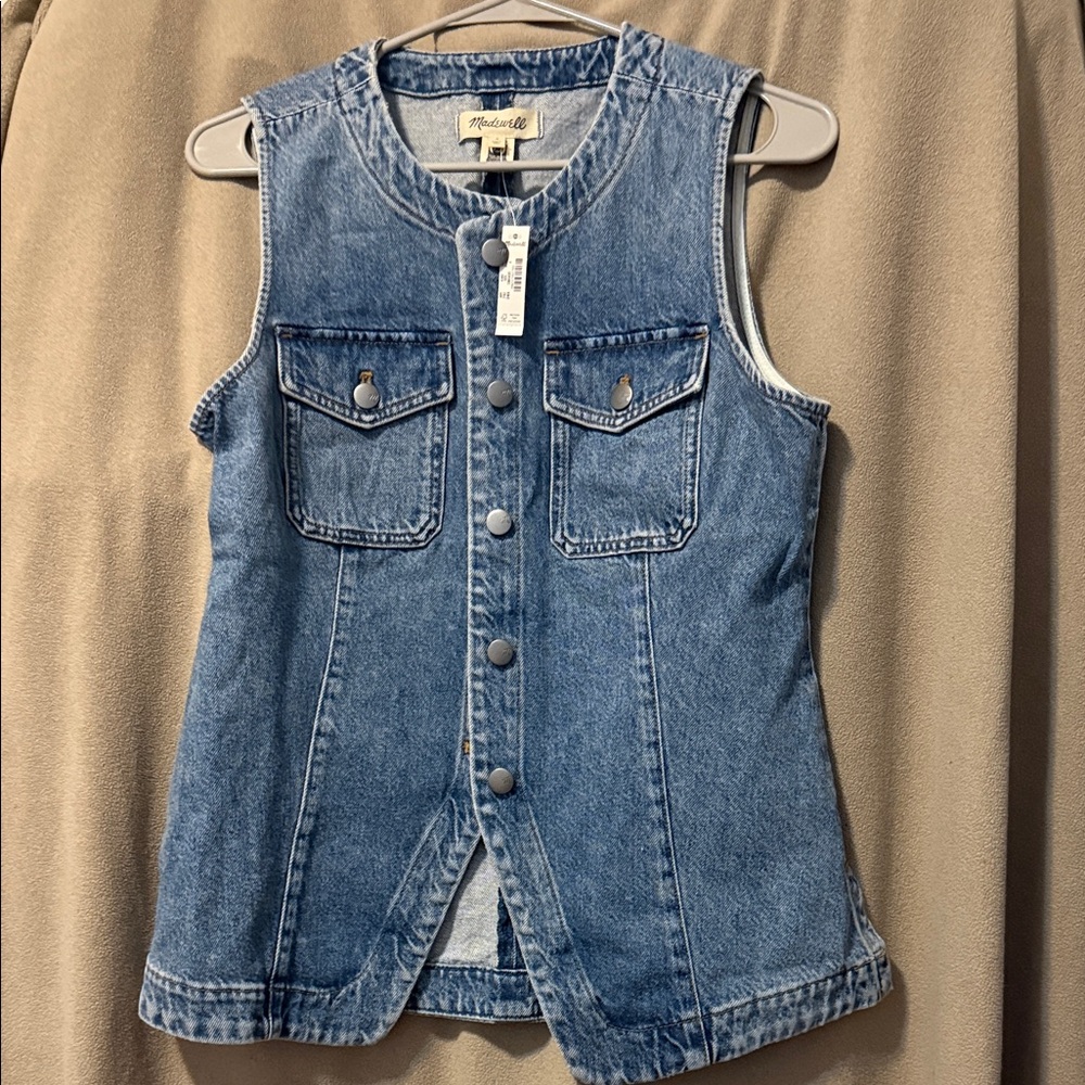 Madewell Denim Sleeveless Vest NWT Size 8